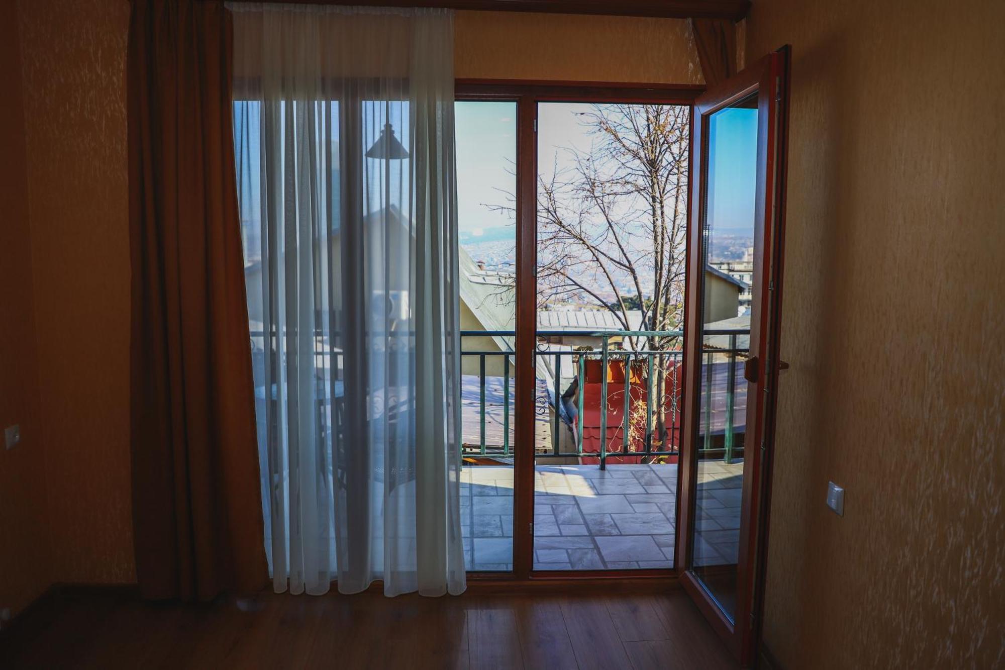 Apartments With Wine Cellar In Old Tbilissi Extérieur photo